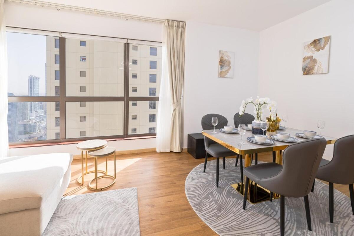 Near Luxurious 2-bedroom In Jbr Apartment Dubai