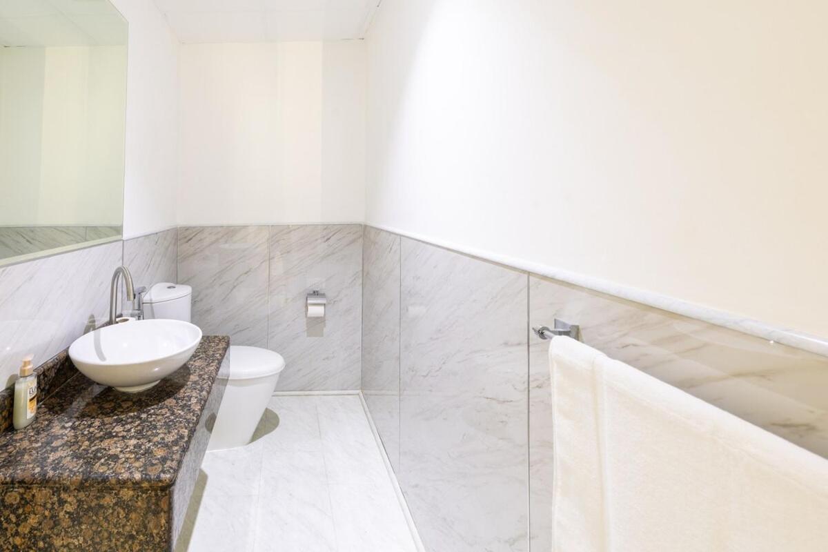 Near Luxurious 2-bedroom In Jbr *